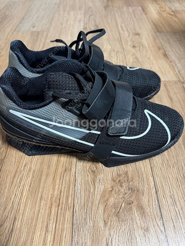 나이키 로말레오4 270--3