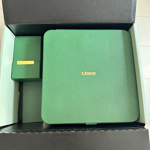 유라이크IPL 제모기 UI04M 팝니다.