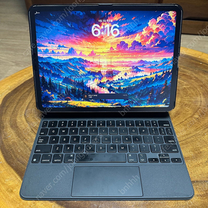 M1 아이패드 11인치 128gb 셀룰러 + 매직키보드(정품) 판매합니다.