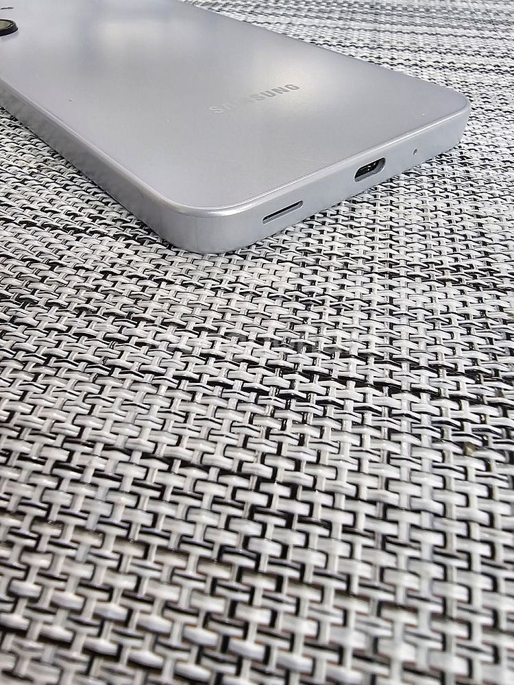 (신폰급) 갤럭시 A16 128G 화이트 25년 2월개...--6