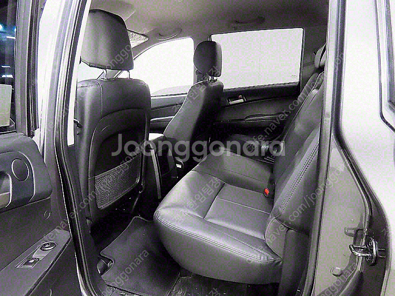 KG모빌리티(쌍용) 더뉴코란도스포츠 CX7(4WD) 중...--5