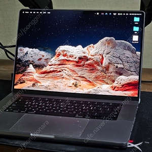 맥북 프로 16인치 2021(M1 Pro, 기본형) 판매합니다.