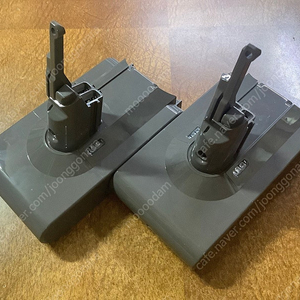 다이슨 청소기 V8 배터리 2개