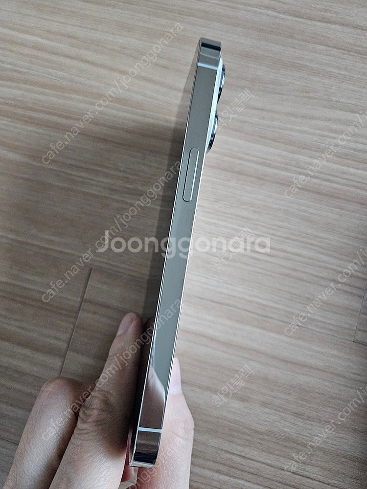 아이폰 13 Pro 256기가 화이트 액정파손폰--0