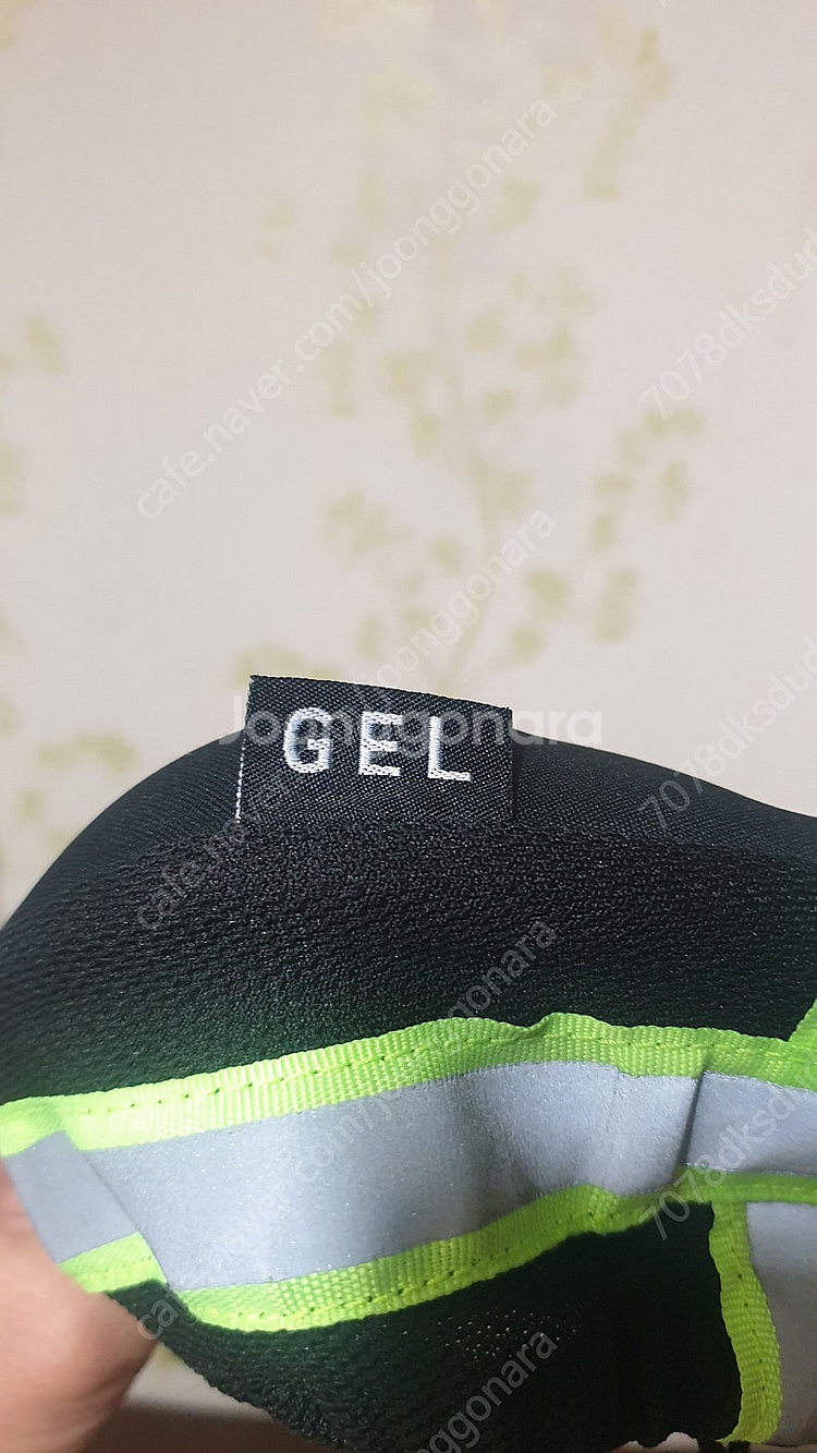 GEL 자전거 안장 커버 판매해요--3