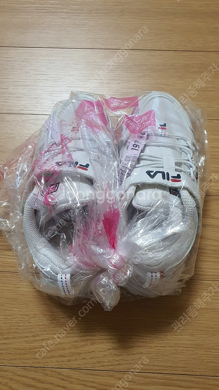 휠라키즈 운동화 180 사이즈 팝니다--1