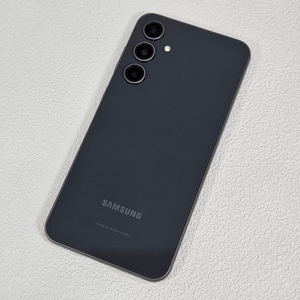 S711 ] 외관초깔끔 센터판 갤럭시 S23FE 블랙색상 256G 35만원에 판매합니다.