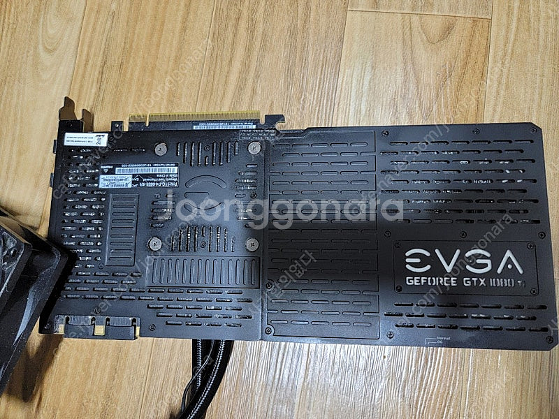 EVGA 1080 TI FTW3 하이브리드 팔아요--2
