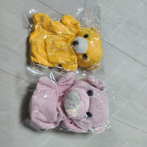 손인형 돼지 곰