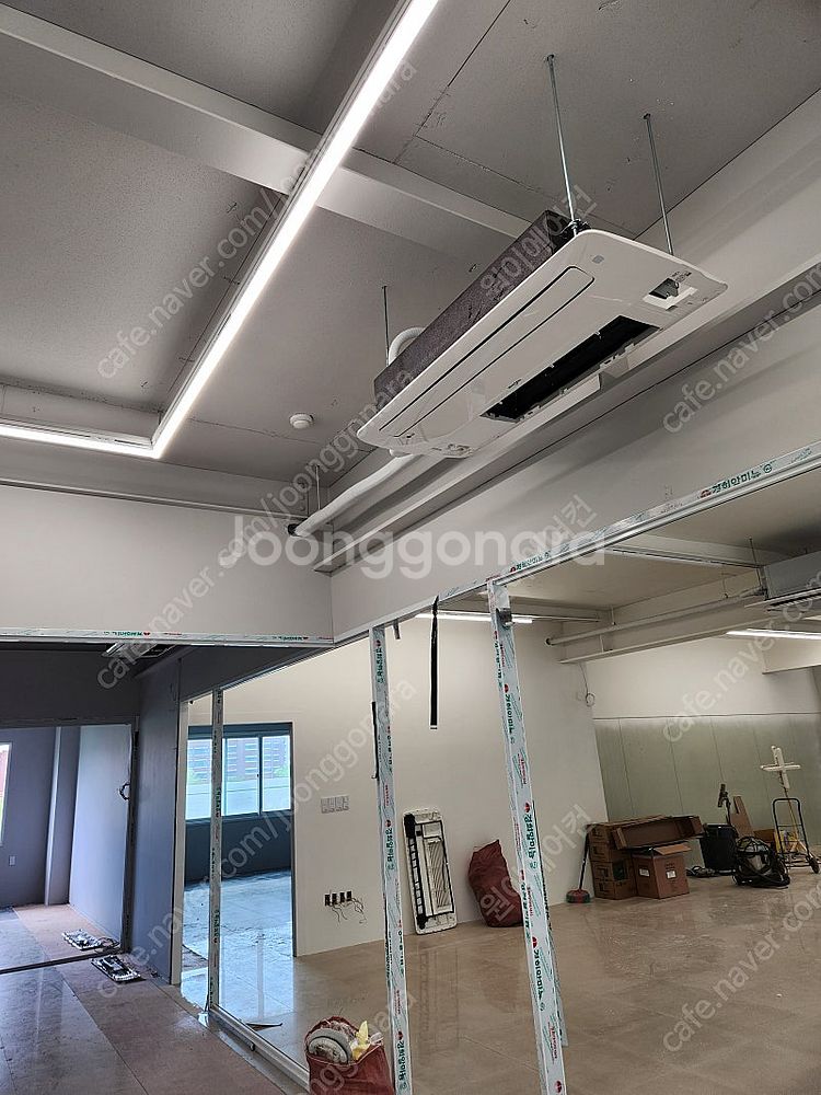 [판매] 중고 천장형 냉난방 시스템 에어컨 판매 및 설...--7