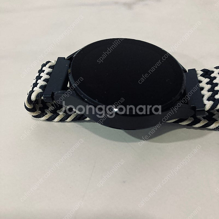 갤럭시 워치4 블랙 44MM S급 매우깨끗! 케이블 포...--2