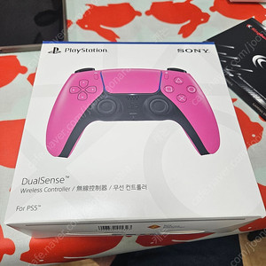 PS5 듀얼센스 노바 핑크 컨트롤러 팝니다