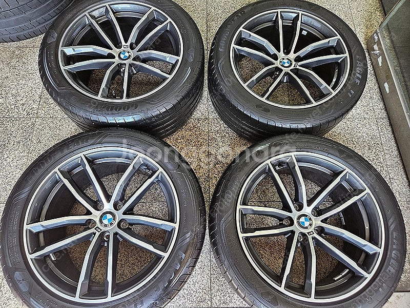 [판매] BMW G30 5시리즈 M버전 662M 18인...--0