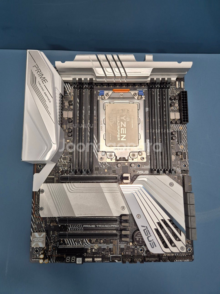 [판매] AMD 라이젠 스레드리퍼 3970X + 아수스...--1