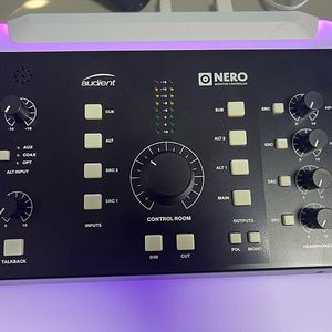 Audient Nero 모니터 컨트롤러팝니다