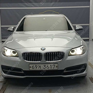 BMW 5시리즈 중고 5시리즈 중고차 BMW 520D 중고 은색 2015년식 520d 중고자동차 할부가능