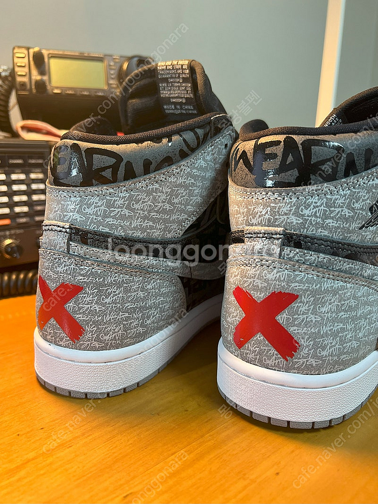 Jordan 1 Retro High OG Rebelli...--4