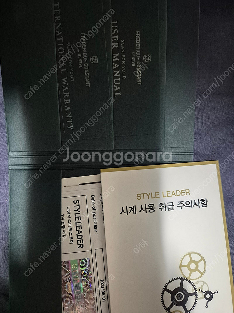 프레드릭 콘스탄트 클래식 쿼츠 FC-292MG5B6B--6