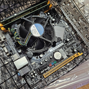 i5 4690 + h81m + ddr3 8gb 보드셋