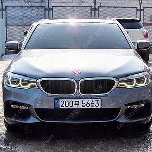 BMW 5시리즈 중고 5시리즈 중고차 할부 BMW 520D 중고 회색 2017년식 520d xDrive M 스포츠 중고자동차