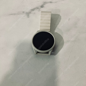 갤럭시 워치5 블랙 40MM S급 매우깔끔! 케이블 포함 6만5천원 판매합니다!