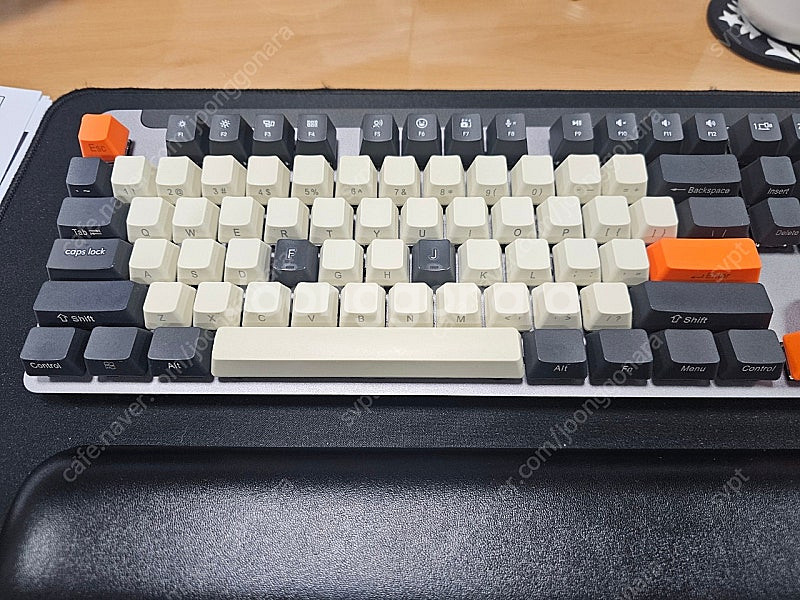 로지텍 무선 기계식 적축 K865 +측각PBT키캡+저소...--1