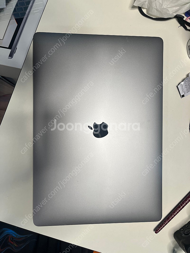 맥북 프로 인텔 i9 cto 풀옵션 고사양 cpu2.4g, ram64,g, ssd2tb--1