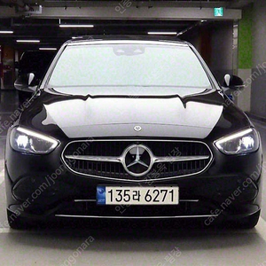 벤츠 C클래스 중고 가격 중고 C클래스 C300 벤츠 중고 검정색 2024년식 5,481km C300 4MATIC 아방가르드 수원중고차