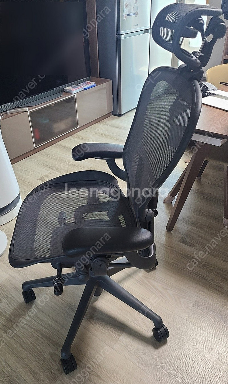 허먼밀러 에어론 체어 풀 C 사이즈 그라파이트 + 헤드...--2