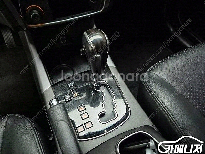 [KG모빌리티(쌍용) ]뉴코란도C 2WD 2.0 CVT...--8