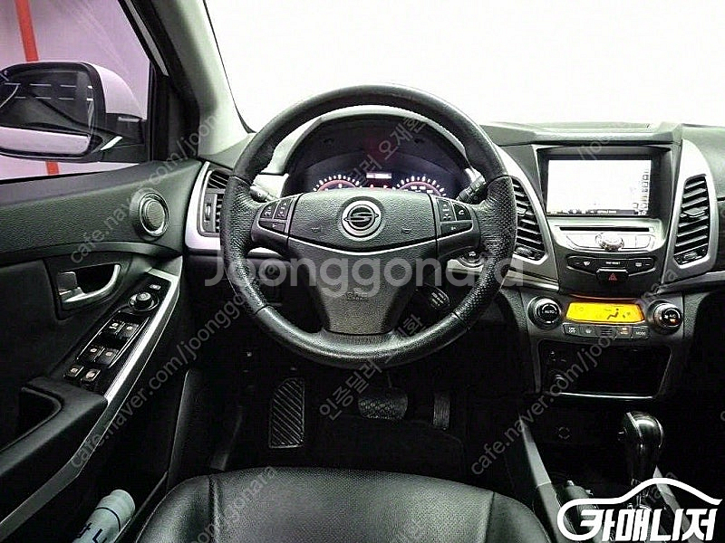 [KG모빌리티(쌍용) ]뉴코란도C 2WD 2.0 CVT...--9