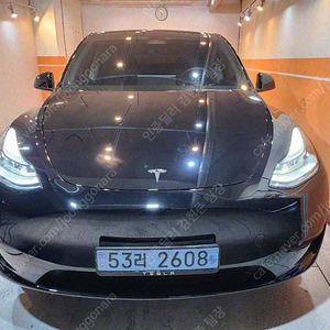 테슬라 모델 Y 중고 테슬라 중고 검정색 2024년식 28,066km RWD 야간출고가능