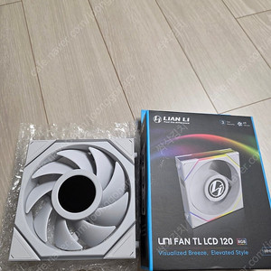 리안리 유니팬 TL LCD 120 화이트 1Pack 팝니다.