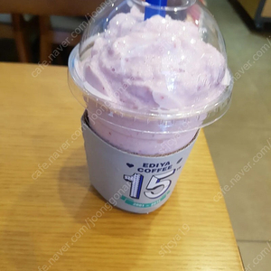 야놀자나 여기어때 70만전후 70프로에 삽니다