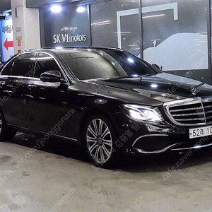 벤츠 E클래스 중고 벤츠 중고 검정색 2019년식 E450 4MATIC 익스클루시브 실매물인증중고차