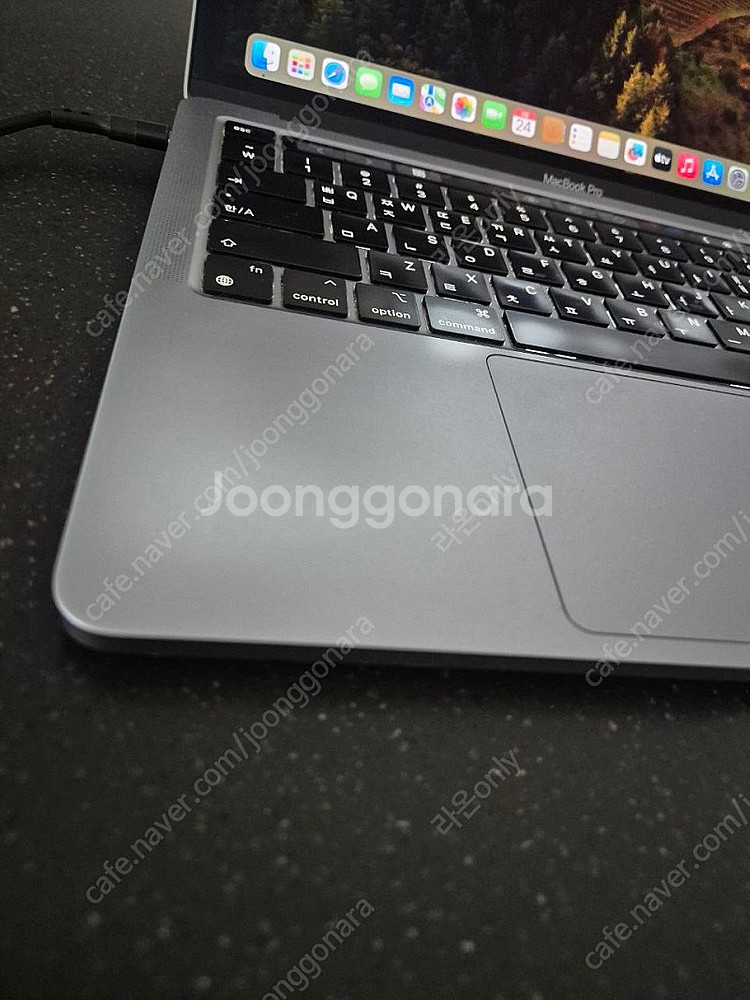 맥북프로 13인치 M2 16GB 1TB--3