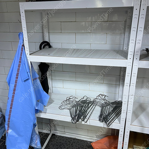 화이트 무볼트 앵글 조립식