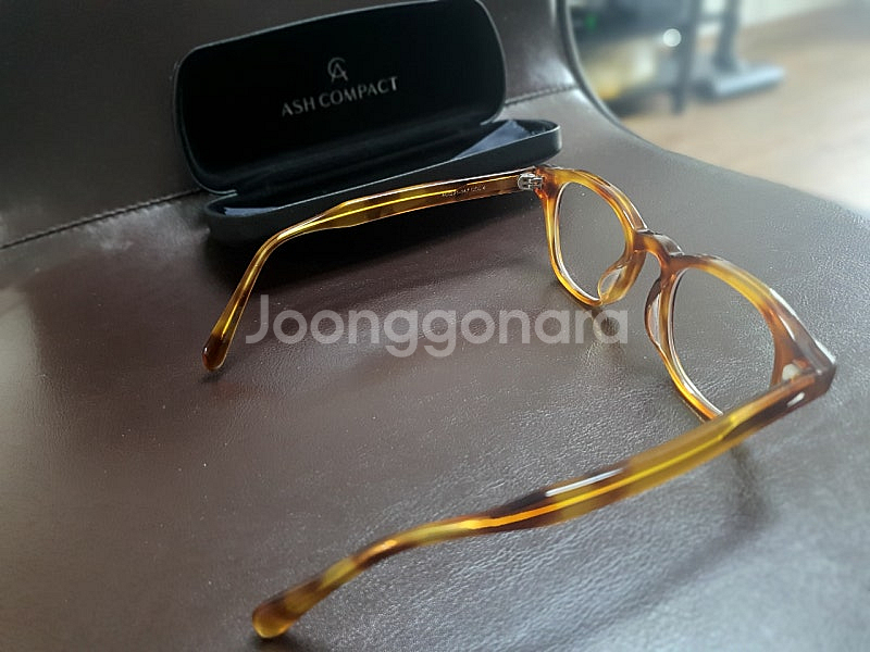 애쉬컴팩트 링커 뿔테안경 택배비포함 3만원 애쉬크로프트--3