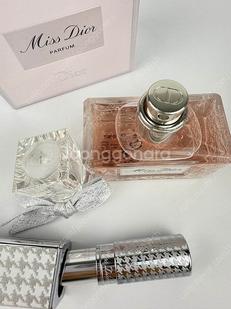 미스 디올 퍼퓸 35ml. 미스디올오드퍼퓸 스틱향수--5
