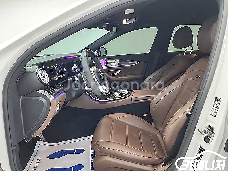 E-클래스 W213 E63 AMG 4MATIC+ 2019 년 중고차/전액할부/중고리스/중고렌트/--3