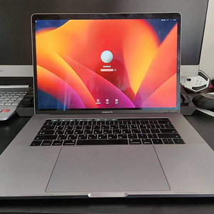 맥북프로 2017 15인치 i7 16GB 256GB 스페이스그레이 프로그램포함