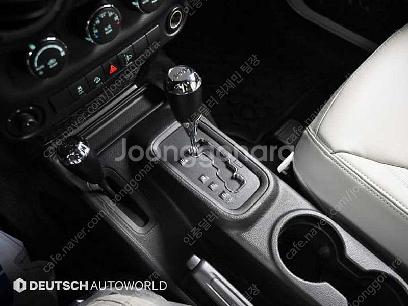 지프 랭글러 중고 JEEP 랭글러 흰색 2016년식 7...--9