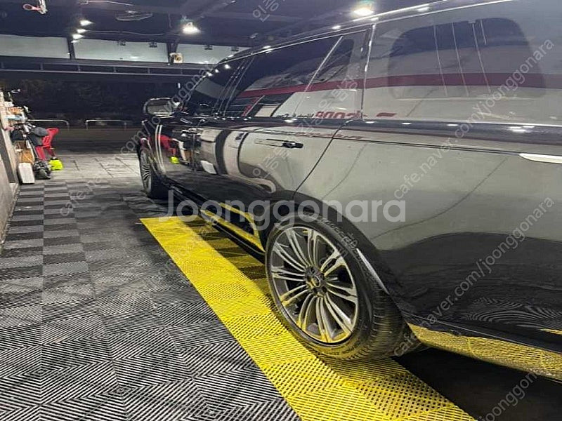 랜드로버 중고 검정색 2023년식 47,264km 4....--8