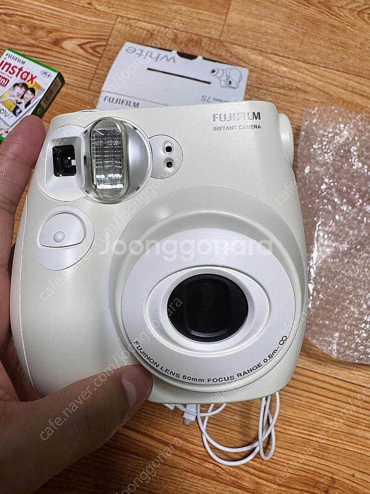 후지 인스탁스 미니 7s 화이트 판매합니다--3