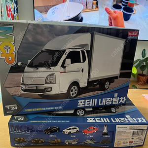 포터 2 내장탑차 프라모델 2상자 운포