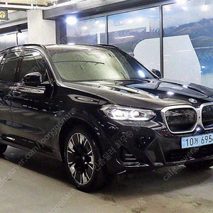 BMW iX3 중고 iX3 검정색 2022년식 34,259km M 스포츠 완벽한 관리로 흠집없어요