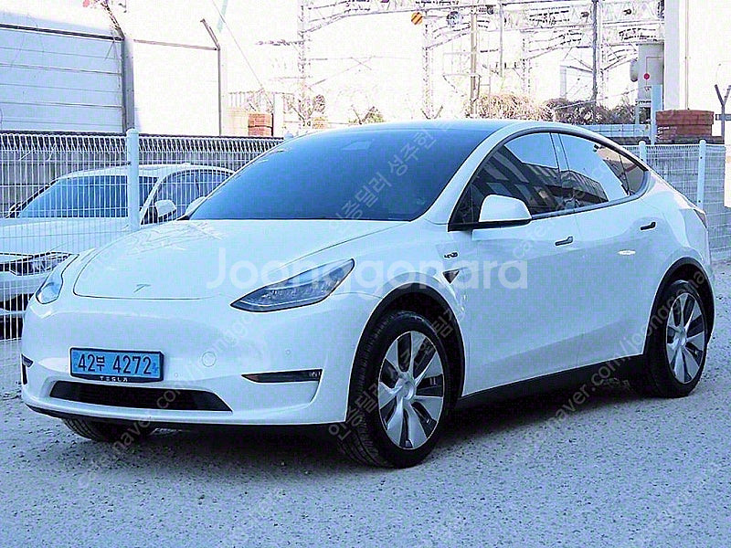 테슬라 모델 Y 중고 흰색 2021년식 71,367km...--2