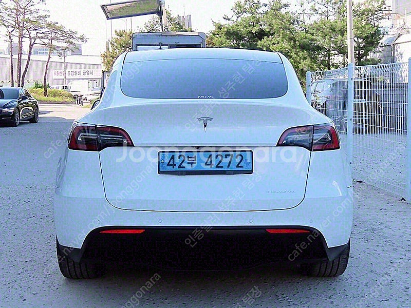 테슬라 모델 Y 중고 흰색 2021년식 71,367km...--4
