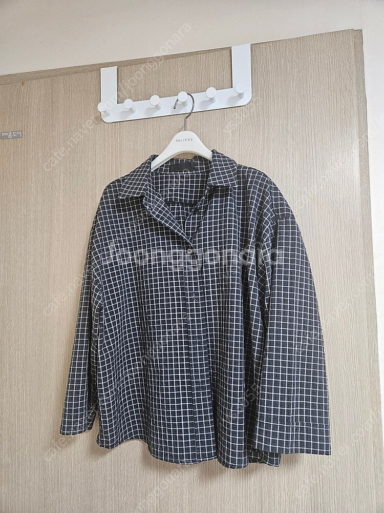 고퀄리티 셔츠겸 아우터 판매합니다--0