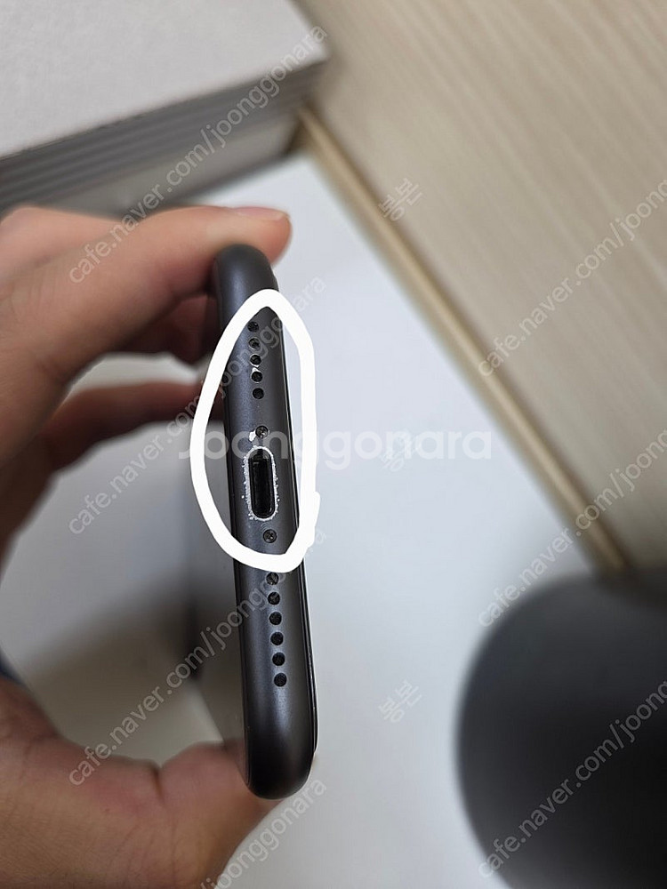 아이폰11 블랙 64GB--5